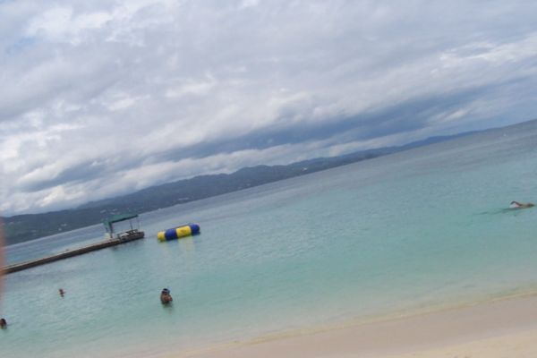 1073345882F-F6E3-7E6A-6327-A3D9FC310319.jpg